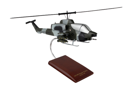 AH-1W Super Cobra chopper helicopter model