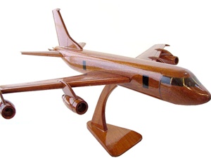 KC-135 Stratotanker airplane aircraft model